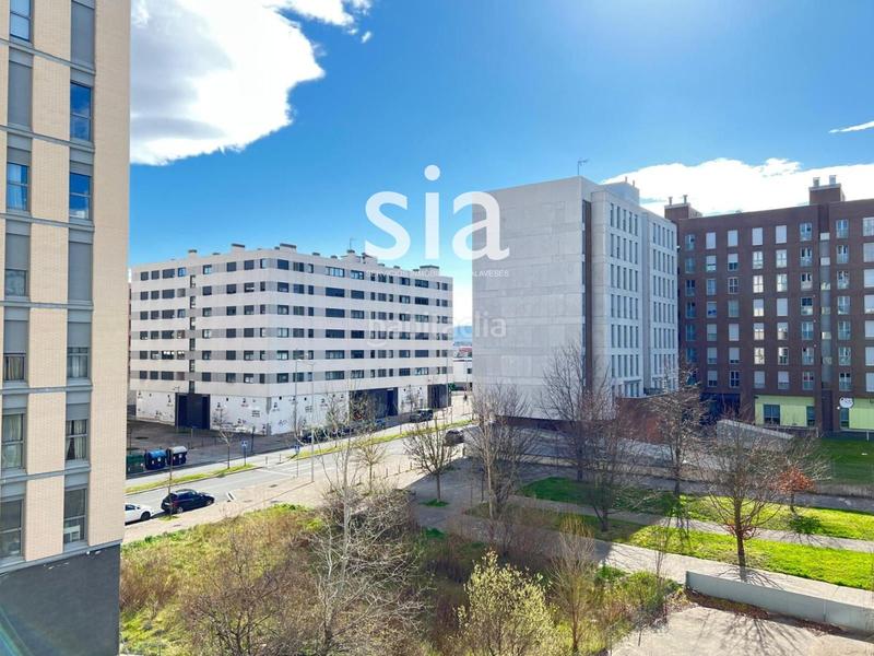 Foto d0e70418-135c-4bf6-8321-9a8b1ae1c20a. Piso sia vende piso en Zabalgana en Zabalgana Vitoria - Gasteiz