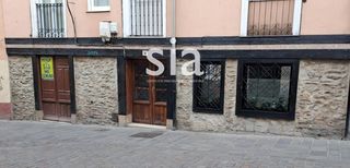 Geschäftsraum  Nueva fuera. Exclusiva sia vende local en el casco antiguo