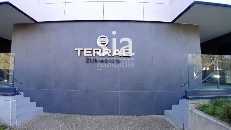 Foto 882ef838-524f-4231-9415-bfe5978f358a. Piso exclusiva sia vende piso en zumabide en Aretxabaleta Vitoria - Gasteiz