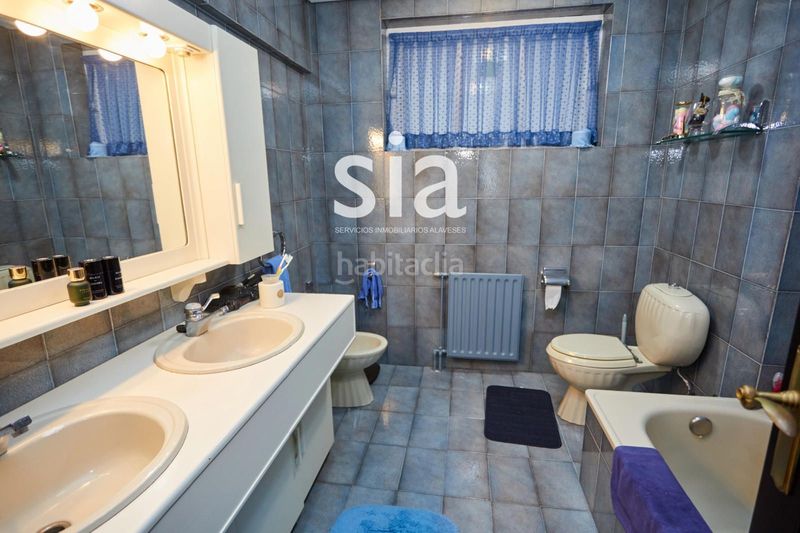 Foto 2e39e577-823f-4327-b0ce-f1a9491c16af. Pis amb calefacció aparcament a Mendizorrotza - Armentia Vitoria - Gasteiz