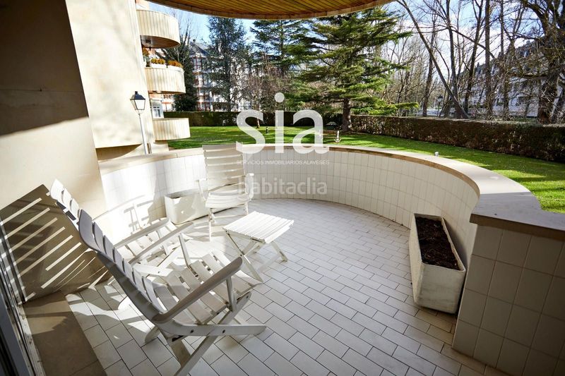 Foto a6961083-fe21-41ed-9b9e-cb0dd07e8f86. Pis amb calefacció aparcament a Mendizorrotza - Armentia Vitoria - Gasteiz