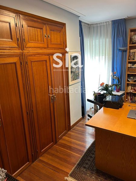 Foto 8ed0bc63-aaaa-4305-94b3-f0a6c071c866. Pis amb calefacció aparcament a Ensanche Vitoria - Gasteiz