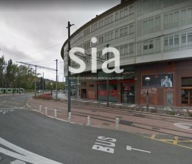 Local Comercial  Portal de foronda. Sia inmobiliaria vende local en porta de foronda
