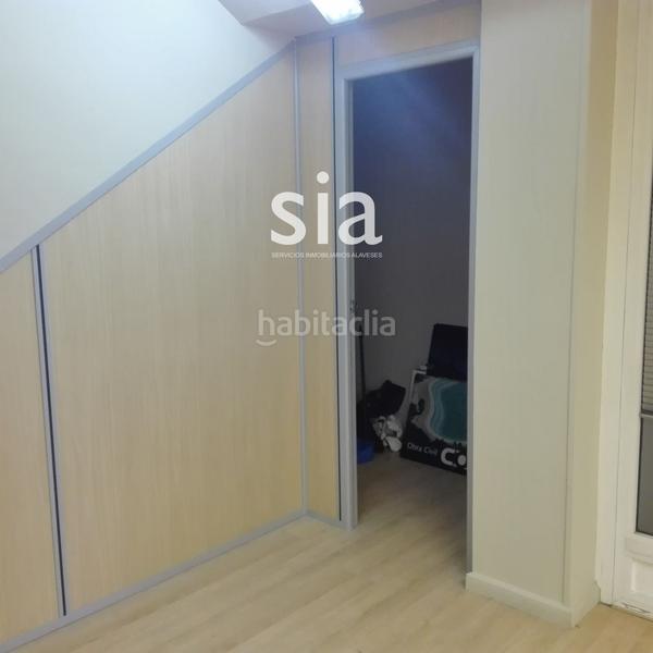 Foto e8c11af6-4a19-47da-aba3-c931556b181f. Alquiler local comercial en vitoriagasteiz en San Martín Vitoria - Gasteiz