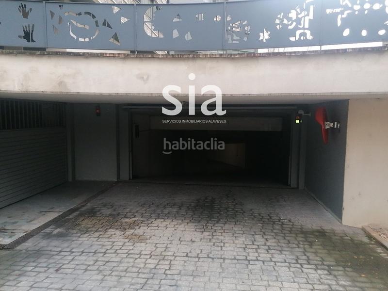 Foto 8b7ee285-9c33-47c2-afa1-f698f8ec28eb. Aparcament cotxe a Lovaina Vitoria - Gasteiz