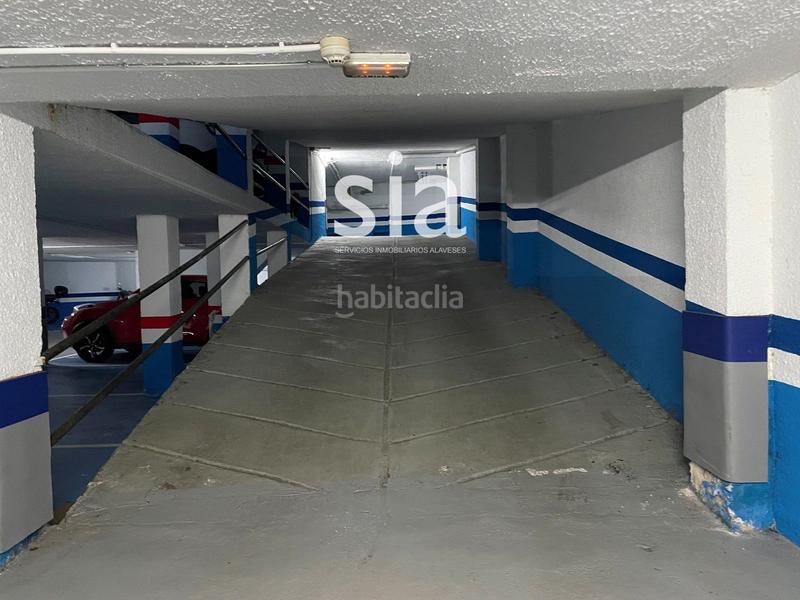 Foto 5a285692-1cd8-471c-9bfa-9ac84556a9bd. Parking coche en vitoriagasteiz en San Martín Vitoria - Gasteiz