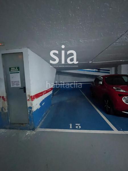 Foto d16329dc-1de7-4a80-a528-b2f712999f0c. Parking coche en vitoriagasteiz en San Martín Vitoria - Gasteiz