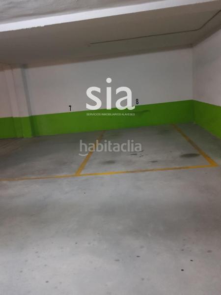 Foto f2c5729e-f72b-4839-af09-5e86c2cffe4d. Parking coche sia vende plaza de garaje en teresa de calcuta en Vitoria - Gasteiz