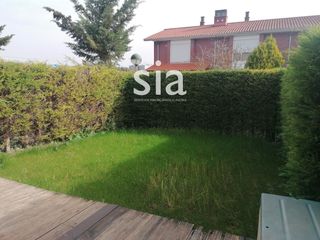 Miete Reihenhaus  Rio inglares. Sia alquila chalet en zona ibaiondo