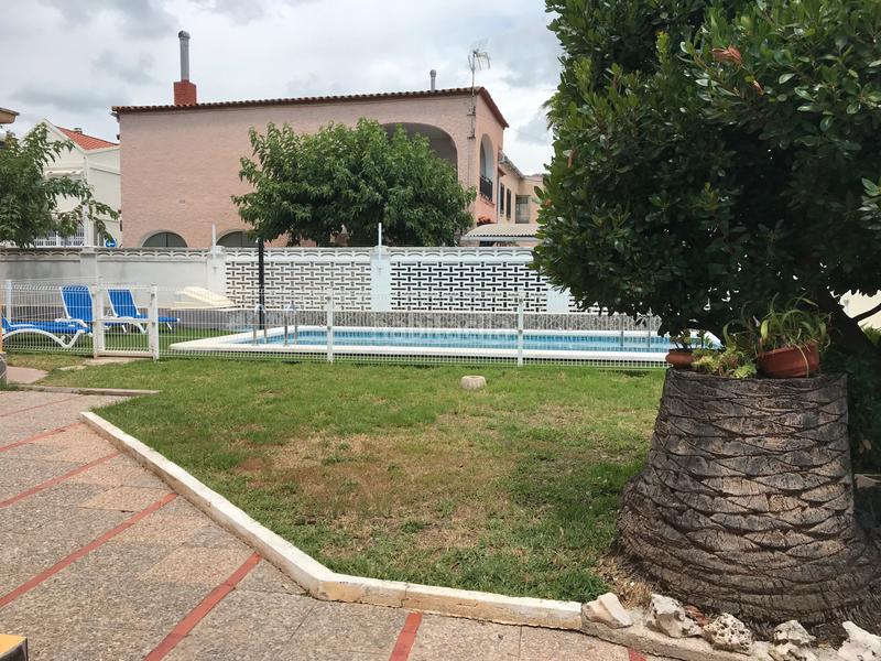 Foto c505ddfd-0e42-4885-92c8-5f12d393a26d. Xalet amb calefacció piscina a Heliópolis Benicasim / Benicàssim