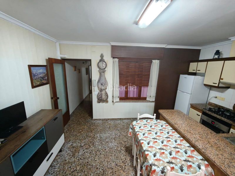 Foto e8e65f8d-2647-45b6-acb4-915edd26415f. Planta baixa a Centro Oropesa del Mar