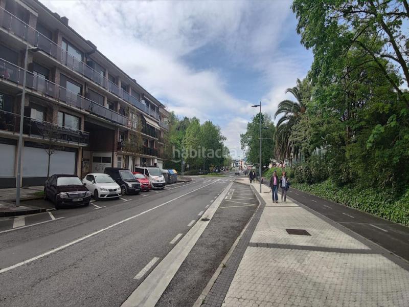 Foto 7ba52e4b-ebd4-47b2-99e9-8b87447fa57b. Parking coche plazatxokotxo guipuzcoa en Astigarraga