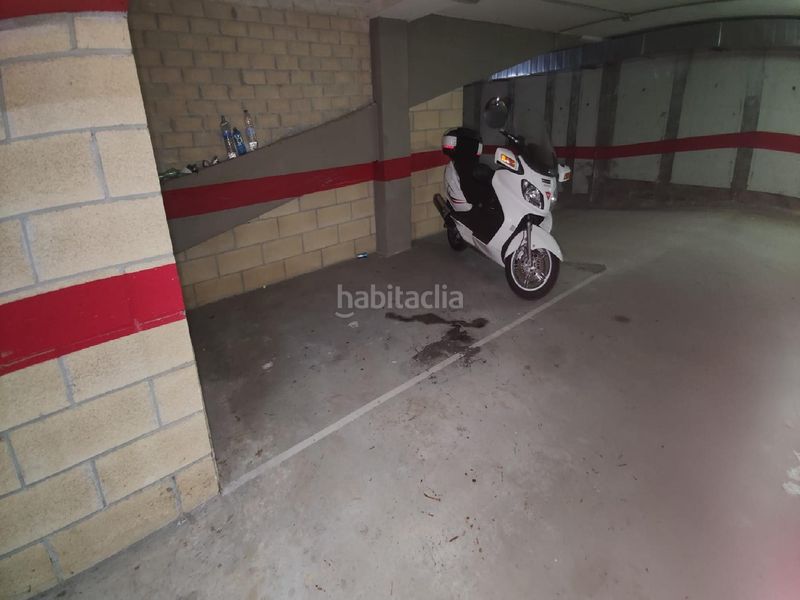 Foto 924438c0-0a72-4e37-a7f4-d9ae2e657b76. Aparcament cotxe a Astigarraga