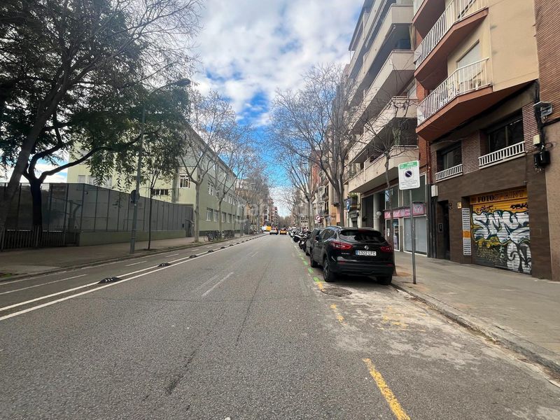 Foto 6c09d870-73b9-4f86-a8ce-878b32d1f3b7. Aparcament cotxe a Poblenou Barcelona