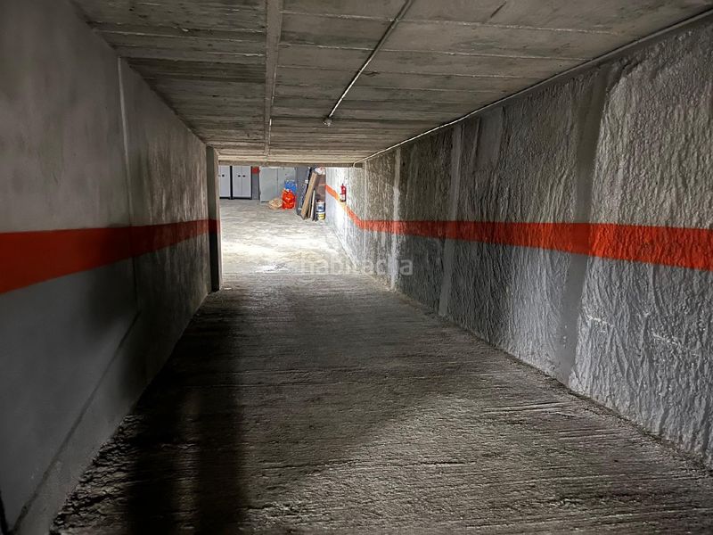 Foto 9565e527-15a4-4da7-973e-be666c2f448c. Aparcament cotxe a Poblenou Barcelona