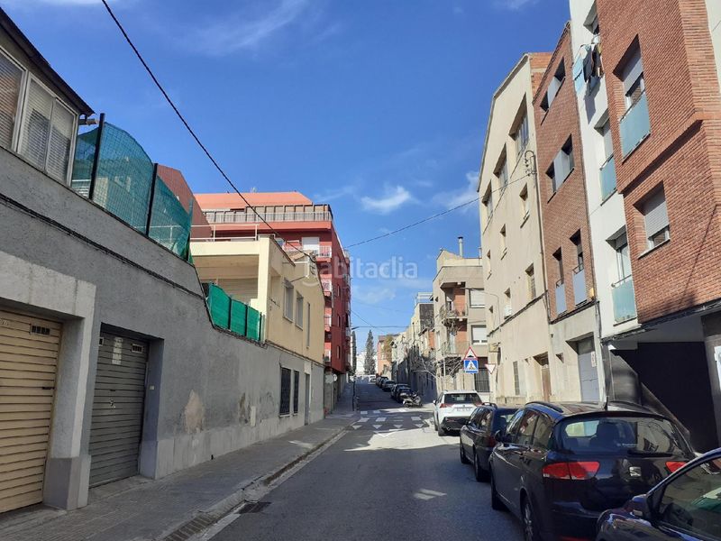 Foto 0af5083f-e1c5-4f80-aa7c-45efcdb0d850. Aparcament cotxe a La Cogullada Terrassa