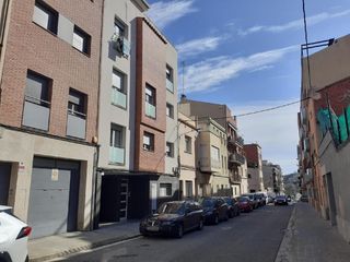 Aparcament cotxe a La Cogullada