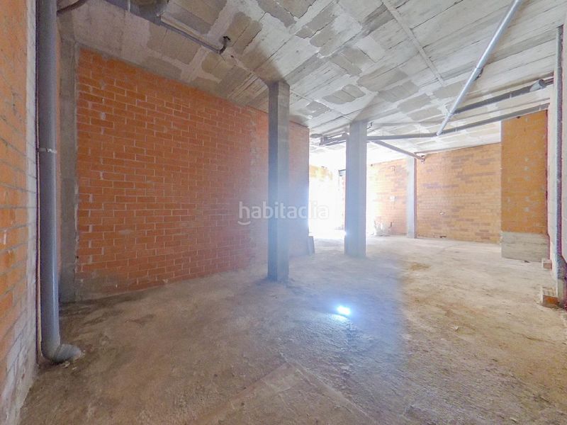 Foto 5733a831-97ca-4c8b-99e0-ab4cc615861a. Local comercial a Llevant Igualada