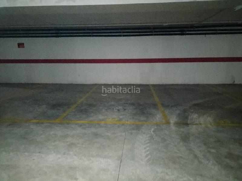 Foto 65ff96e6-8465-4bb2-8961-7fee4fff2675. Aparcament cotxe a Algemesí