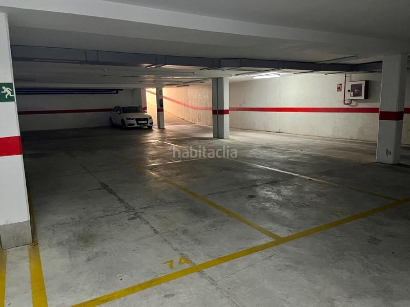 Foto a93d5d30-7d91-4bfd-b655-77178b7f3035. Aparcament cotxe a Algemesí