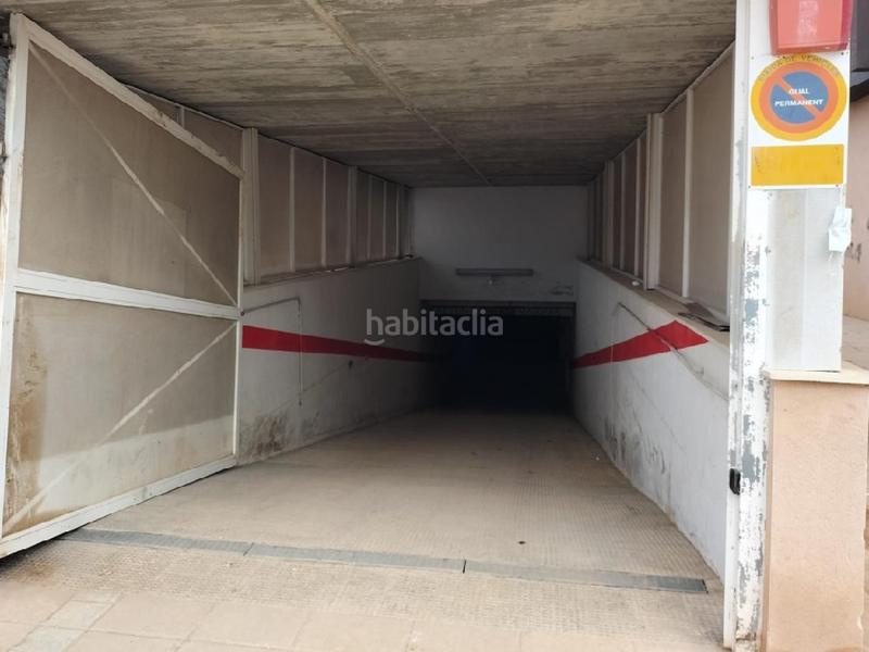 Foto a06d8d8b-b911-4888-8bd1-d94518cacaf4. Aparcament cotxe a Algemesí