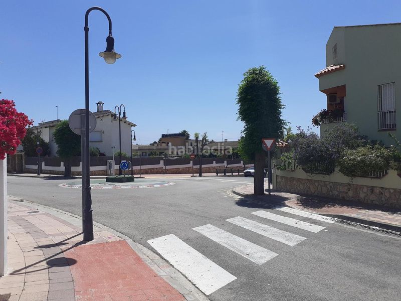 Foto 9019d1c3-a038-4f16-a195-3c6282262da9. Aparcament cotxe a Roda de Barà
