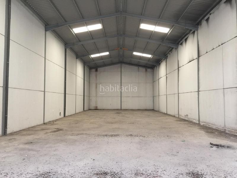 Foto 2f2816d0-ca5b-4c98-9812-6804b1b16aad. Capannone industriale in Mancha Real
