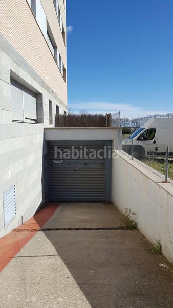 Foto c5d78209-9ace-4c73-91a6-6bf55178055e. Parking coche gironagerona en Centre Figueres