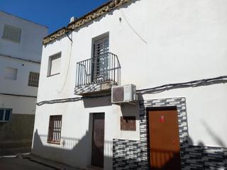 Casa aparellada a Villamartín. Cl palma 1  villamartin cadiz