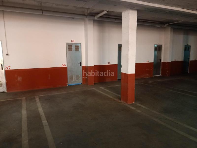 Foto 6c4f2000-9f9c-4eec-bbbd-d184230a006c. Parking coche carlos v almeria en Vera ciudad Vera