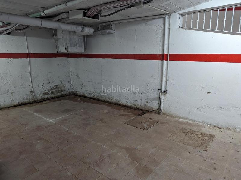 Foto 1d713407-e3c0-4bc6-965c-9c23a7b3afb3. Autoparkplatz in San Lorenzo Sevilla