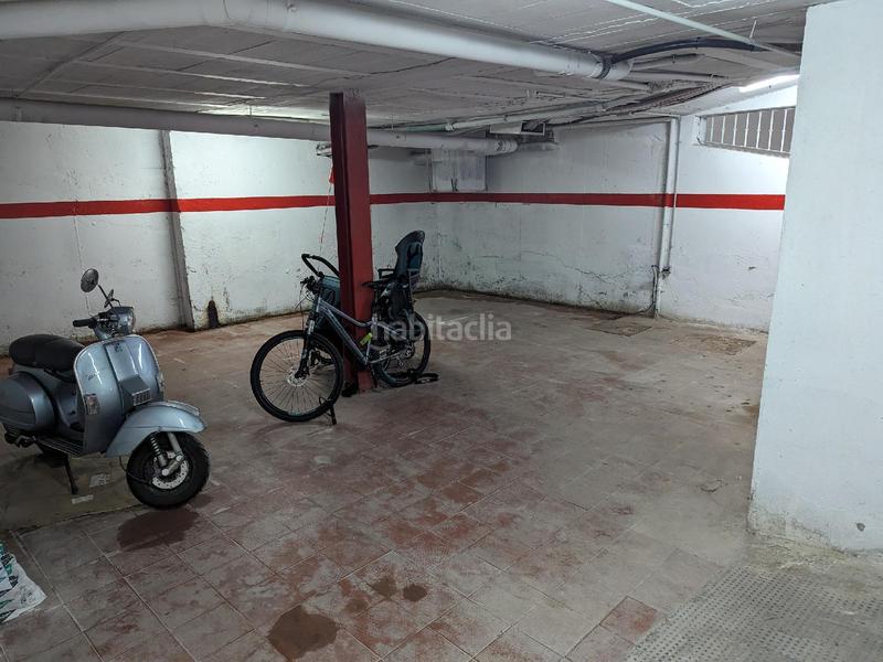 Foto da1b22cd-4ad2-42d9-b6de-5e7e0d56159d. Autoparkplatz in San Lorenzo Sevilla