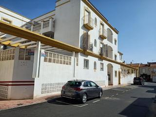 Aparcament cotxe a Vera Ciudad. Pintor zabaleta vera almeria
