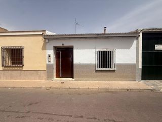 Casa a Argamasilla de Alba. Cl los pasos argamasilla de alba ciudad real