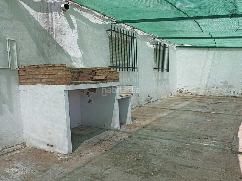 Foto 2f56c32e-4703-470c-af10-432361765873. Casa pareada cl miguel de unamuno 1 gibraleon huelva en Gibraleón
