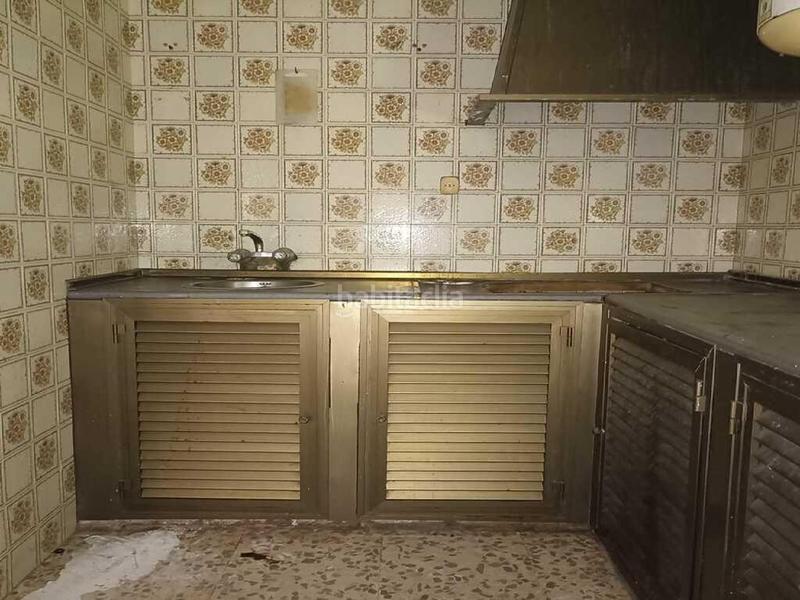 Foto d7b35892-3e9f-48bd-8694-5c54e9ee3c16. Casa pareada cl miguel de unamuno 1 gibraleon huelva en Gibraleón