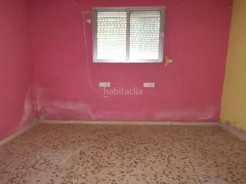 Foto eba6c00e-df8a-4477-9e61-74973502ee2a. Casa pareada cl miguel de unamuno 1 gibraleon huelva en Gibraleón