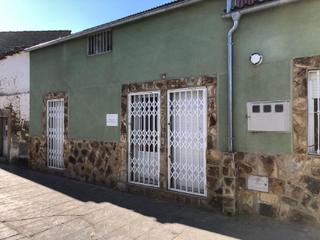 Casa a Arroyomolinos. Cl hernan cortes arroyomolinos cáceres