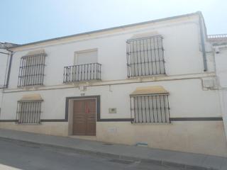 Maison à Badolatosa. Cl nueva badolatosa sevilla