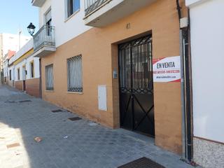 Parking voiture à Gibraleón. Cm isla 41 gibraleon huelva