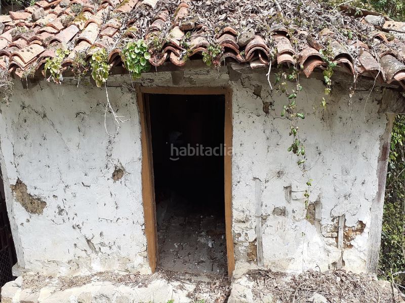 Foto b8602edf-3c10-4489-bbaa-bc2d357ce21a. Casa a Camaleño