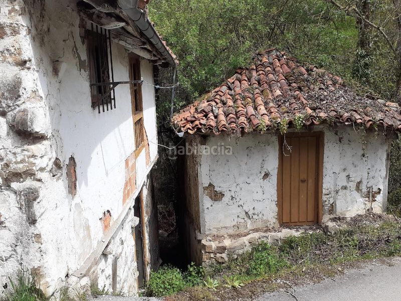 Foto d142704f-0f95-43da-82d1-6984c4e5c10d. Casa a Camaleño