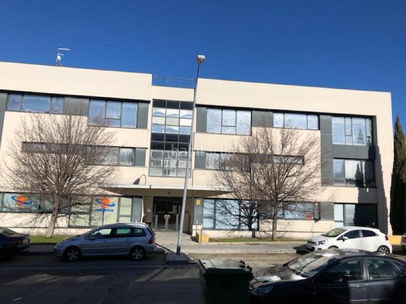 Foto a3733369-2c1f-452c-a831-646aa5689443. Aparcament cotxe a Centro Villaviciosa de Odón