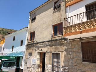 Casa a Huelma. Almaden 2huelmajaen
