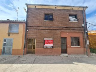 Casa aparellada a Salmoral. Cl alegre 19  salmoral salamanca