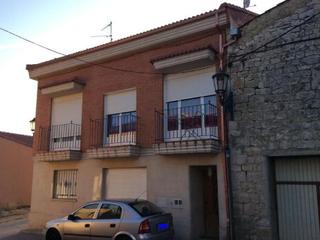 Casa aparellada a Villagonzalo Pedernales. Cl huertas 3  villagonzalo pedernales burgos