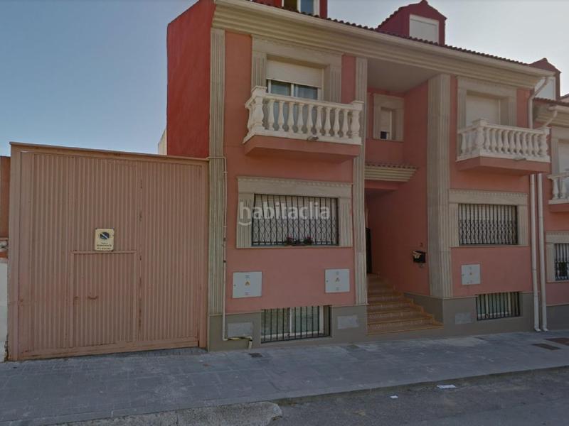 Foto 65109744-013b-4eae-8950-c2c2809133dd. Aparcament cotxe a Úbeda