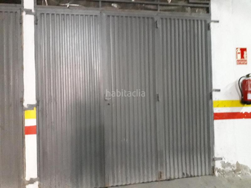 Foto 3268ca5f-3bd0-4351-8c4f-d0061dbf069a. Aparcament cotxe a Adra