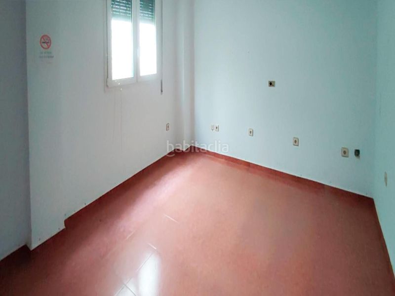 Foto 19a41d9c-19e1-4a1b-a601-2c36f3b584bb. Local comercial a Trujillo