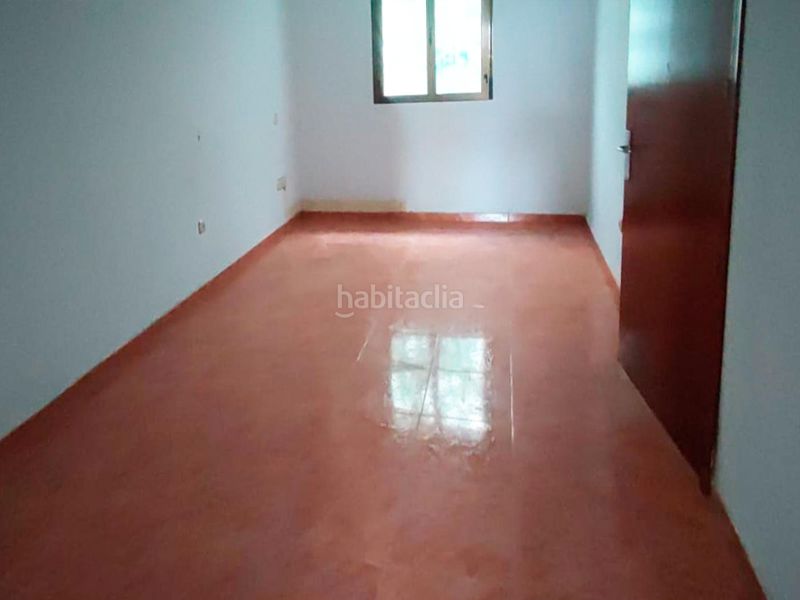 Foto e115cb53-c601-4568-adcd-56353796d6a5. Local comercial a Trujillo